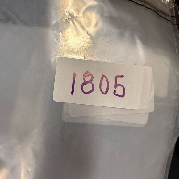 Levi Strauss & Co Womens Size 9 Denim Jeans Black Tapered Leg Relaxed Distressed - Picture 9 of 14